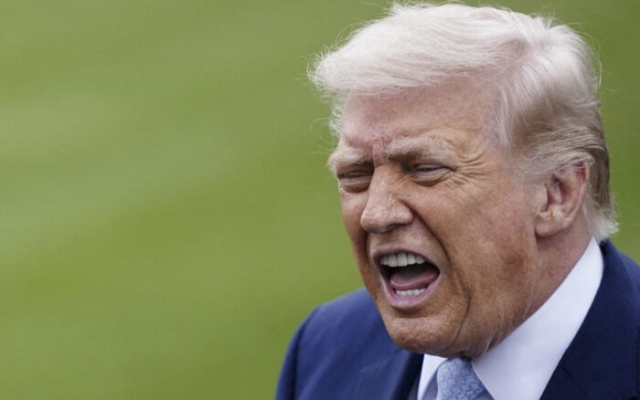 Trump arremete contra el papa Le&oacute;n XIV; lo llama &lsquo;d&eacute;bil&rsquo;