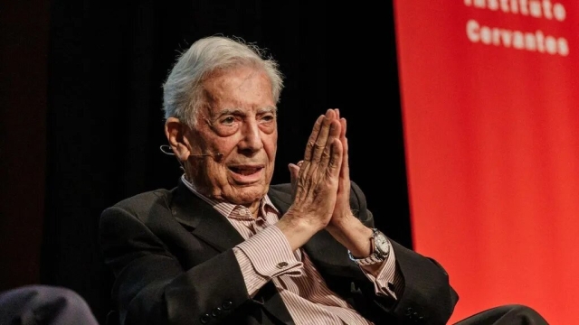 Perú declara día de duelo nacional por la muerte de Mario Vargas Llosa