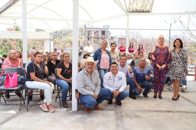 Ofrece Gobierno de Jiutepec cursos para el autoempleo de la población