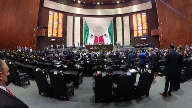 Diputados posponen votación del Fondo de Pensiones