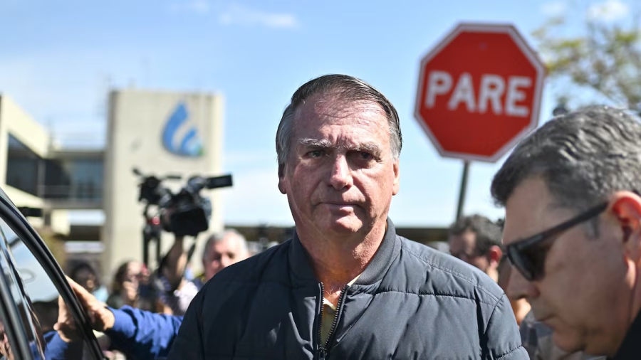Tribunal de Brasil ordena arresto domiciliario a Jair Bolsonaro