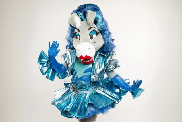 Momo Guzm&aacute;n anuncia el retiro definitivo de la Burrita Burrona y genera especulaci&oacute;n entre sus seguidores