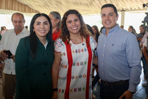 Formalizan primer cooperativa textil en Jiutepec