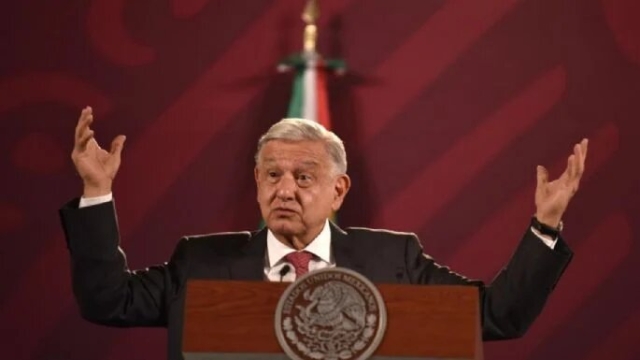 AMLO responde a gobierno de Texas; &#039;son malos gobernantes&#039;