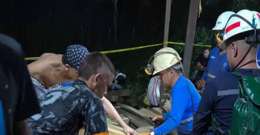 Rescatan a 18 mineros atrapados en mina ilegal de Colombia