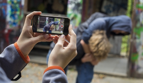 ¿Qué es el Happy Slapping y Cómo Puedes Evitarlo?