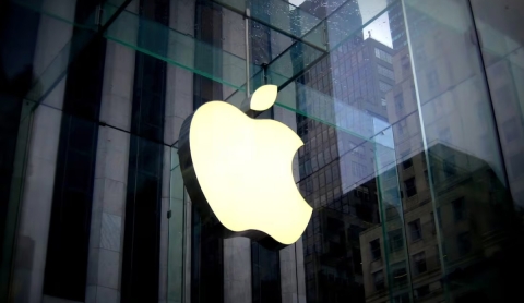 El impacto de los nuevos aranceles de Trump amenaza el 2025 de Apple