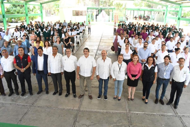 La jornada fue puesta en marcha en la Secundaria “Cuautli”.