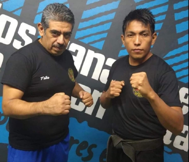 Encabeza una de las mejores escuelas de boxeo de la entidad.