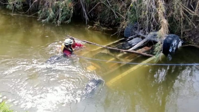 Mueren 14 migrantes en Nuevo León; vuelca la camioneta en que se dirigían hacía la frontera