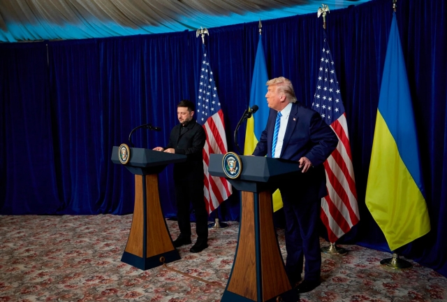 Trump y Zelenski avanzan hacia paz en Ucrania; Donb&aacute;s sigue sin acuerdo