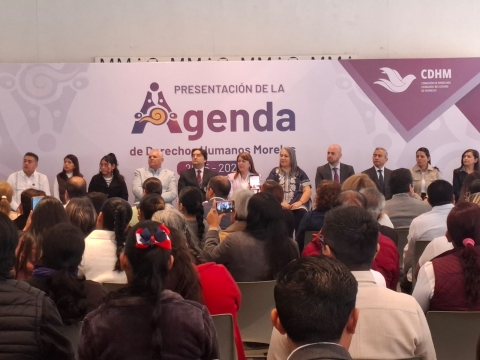 Acude gobernadora Margarita Gonz&aacute;lez Saravia a ceremonia de presentaci&oacute;n de la agenda de CDHM