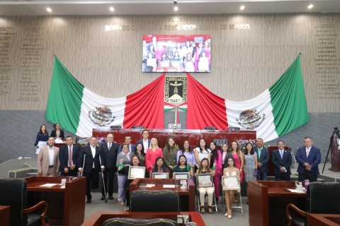 Acciones han sido insuficientes a diez años de AVG, destacan diputadas en &#039;Parlamento de mujeres 2025&#039;