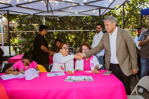 Ayuntamiento  y DIF capitalinos acercan servicios y programas gratuitos a familias de Universo con la jornada 'Cuernavaca en tu colonia'