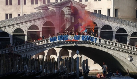 Protestas en Venecia contra la lujosa boda de Jeff Bezos