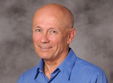 Ganador del Nobel de Econom&iacute;a alerta sobre los riesgos de la inteligencia artificial