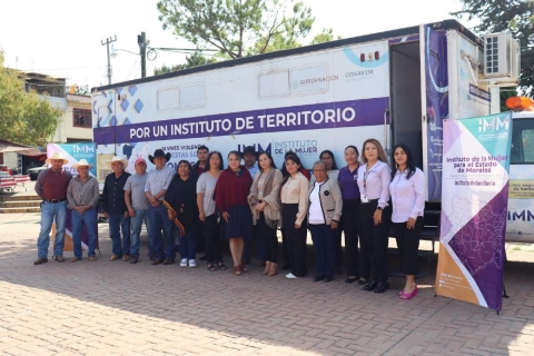 Autoridades municipales y del IMM anunciaron la instalación de la Unidad Móvil.
