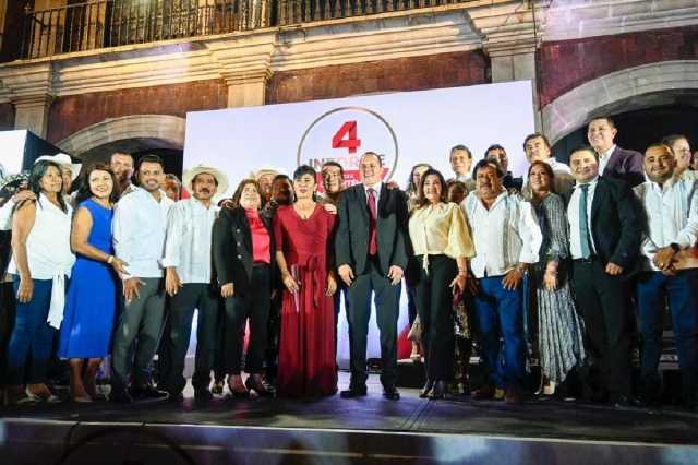 Llama Cuauhtémoc Blanco a la unidad de Morelos