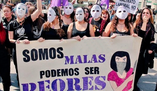 Feministas radicales mantienen sus demandas en la UAEM