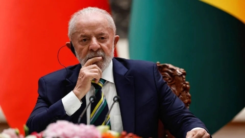 Lula da Silva suspende actividades y se mantiene en reposo por inflamación en oído
