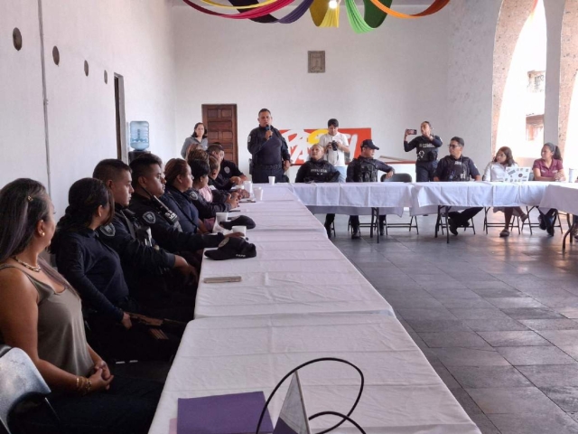 Capacitan a mandos policiales de Yautepec en perspectiva de g&eacute;nero