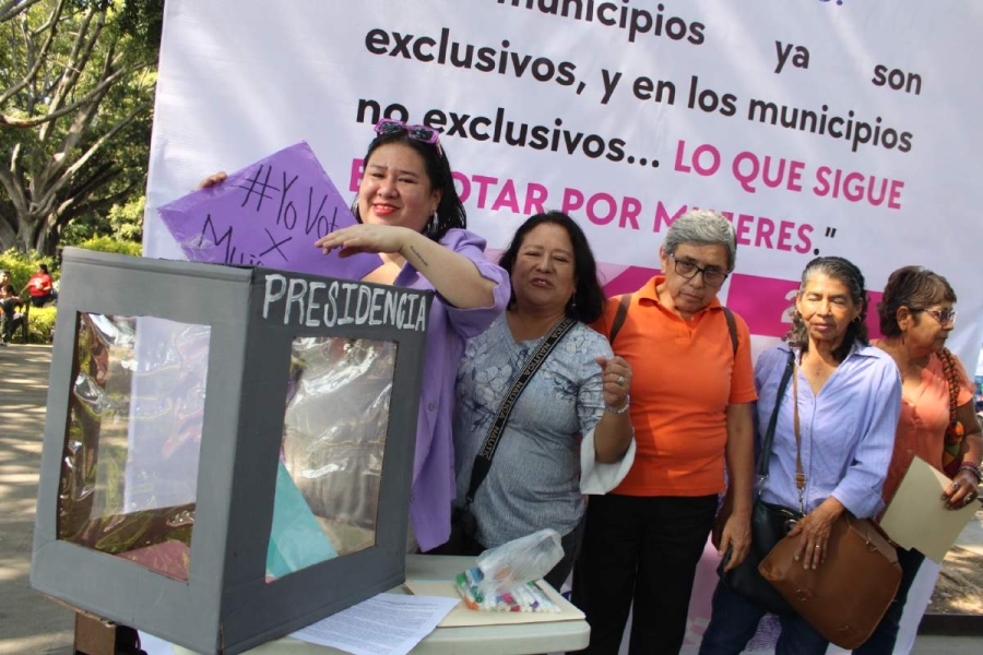 En Morelos, hay movimientos políticos que no nacen en los partidos, ni en los congresos, ni en los tribunales. Nacen en el poder de la ciudadanía informada, en la paciencia de las mujeres que empujan la historia cuando las instituciones se empeñan en detenerla. Eso ocurrió este fin de semana, cuando las ciudadanas que impulsaron la cadena impugnativa para defender la paridad en las presidencias municipales presentaron su informe final.