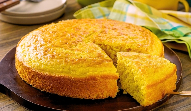 Aprende a preparar panqué de elote con esta receta casera fácil y deliciosa