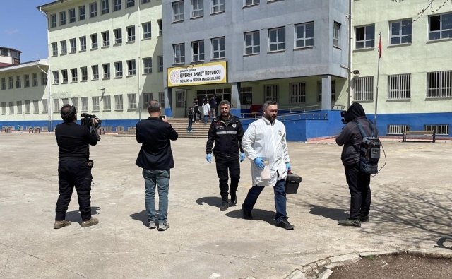Tiroteo en colegio de Turqu&iacute;a deja 16 heridos; atacante se suicida