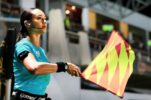 Angélica Flores tuvo actividad en el Clausura 2025 como asistente 2 en el duelo entre Atlético La Paz y Dorados.