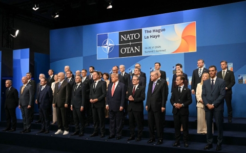 Miembros de la OTAN se comprometen a invertir el 5% del PIB en defensa