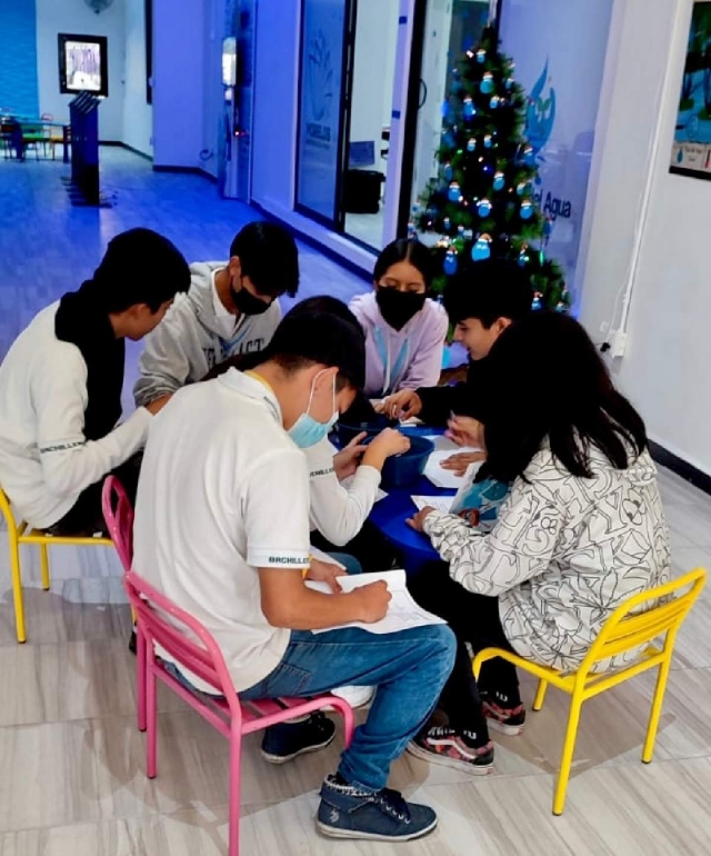 Los menores de edad visitaron el ECA Chapultepec para aprender sobre el cuidado del recurso natural.