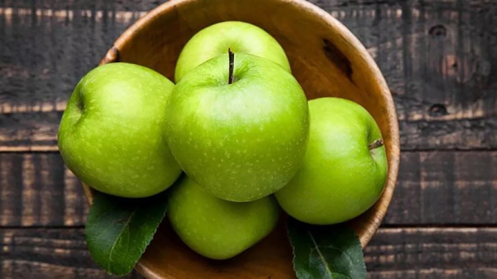 Manzana verde: una opción para desintoxicarte