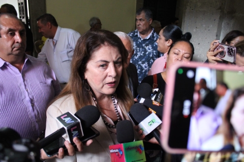 Firman escrituras para adquisición del predio para centro de convenciones en Cuernavaca