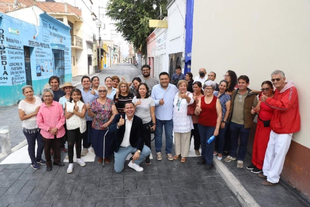 Flores Bustamante dijo que la justicia social está llegando a Jojutla y agradeció también al Cabildo su participación en la aprobación de las obras.