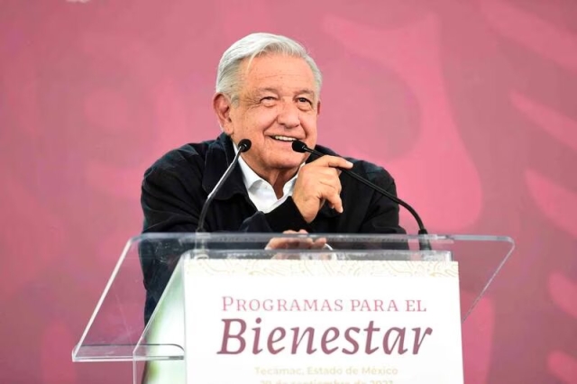 Pensión del Bienestar: AMLO buscará que se entregue cada mes