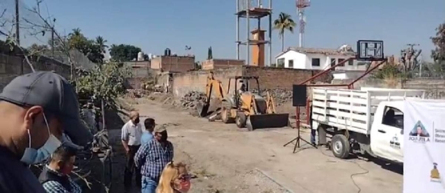 Comenzó la semana pasada la construcción de la casa del adulto mayor en Tehuixtla.