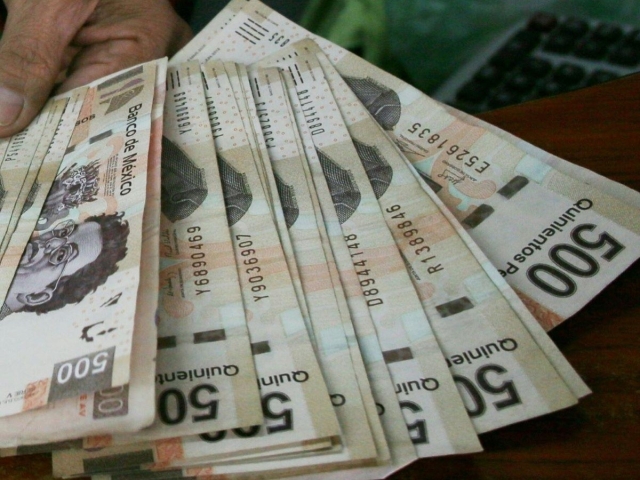 Roban 50 mil pesos a comerciante en Tejalpa