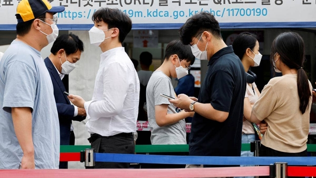 Prolongan &quot;estado de emergencia&quot; en Japón por COVID-19.