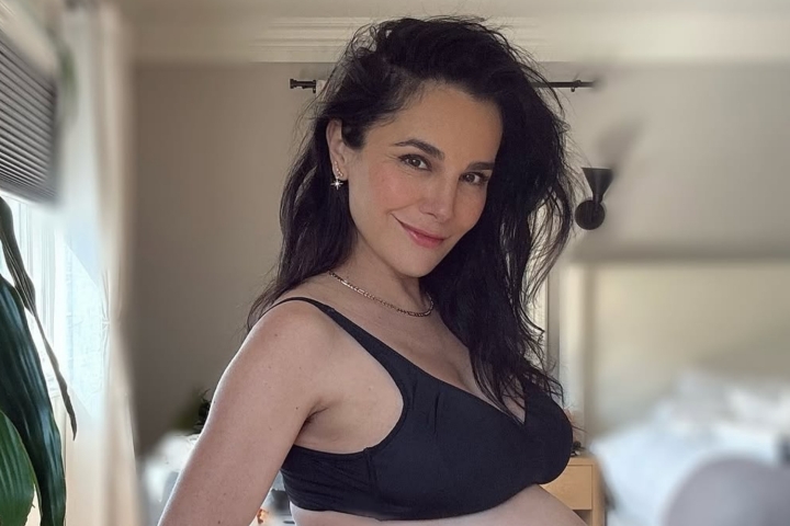 Martha Higareda comparte la angustiante experiencia que vivi&oacute; tras el nacimiento de sus gemelas