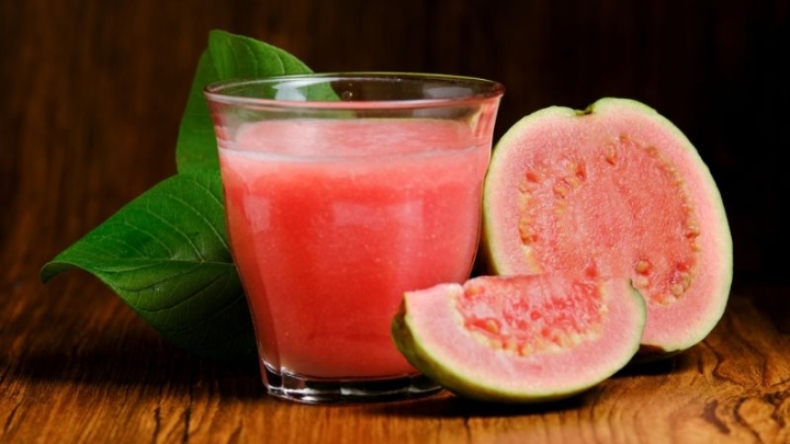 Agua de guayaba con limón, aprende a preparar esta refrescante bebida