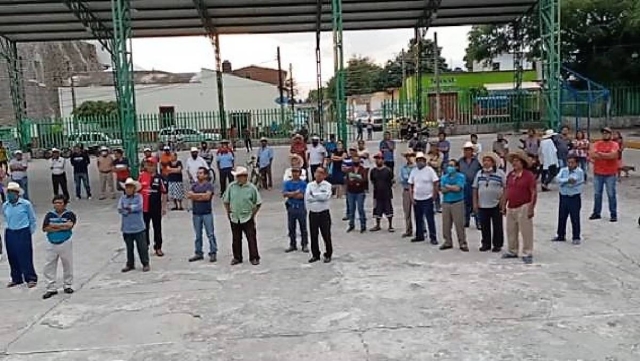 Continúan los conflictos en Tetelcingo. Ahora es por falta de agua potable.