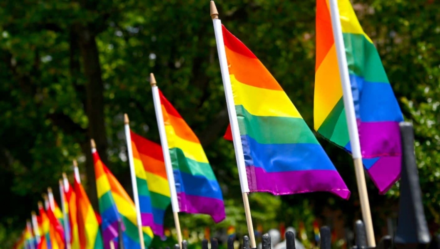 Florida prohíbe a mujeres transgénero participar en 