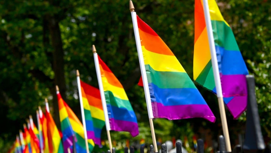 Florida prohíbe a mujeres transgénero participar en 