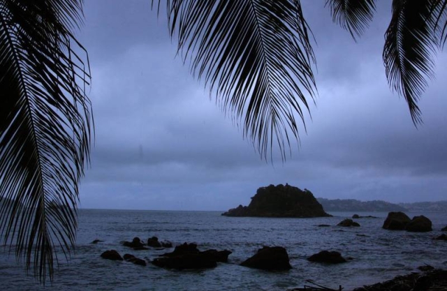 Tormenta tropical ‘Lester’ toca tierra en Guerrero hoy; habrá lluvias en estos estados