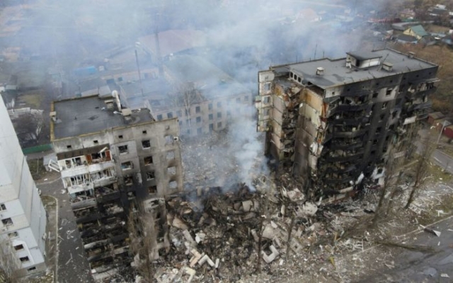 Ataque ruso con misiles en región de Kiev deja 15 heridos