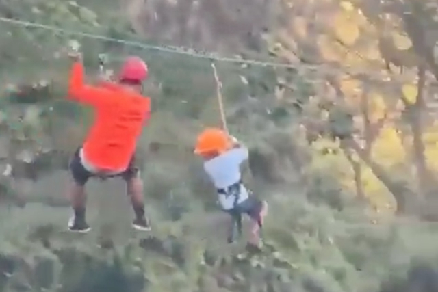 Niño de seis años cae desde los 12 metros en tirolesa de Parque Fundidora de Monterrey
