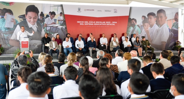Morelos avanza en la consolidación de un modelo educativo de excelencia: Cuauhtémoc Blanco