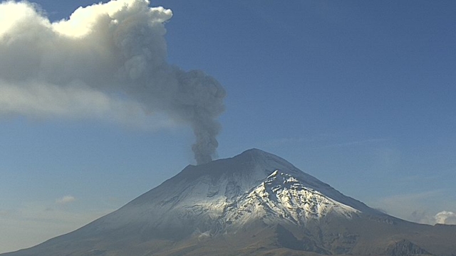 Movilizan a 7 mil 200 militares ante actividad del Popocatépetl