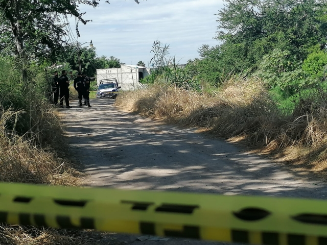 Dejan cadáver decapitado en la colonia El Guante, en Emiliano Zapata