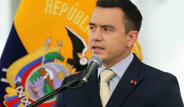 Noboa rechaza acusaciones de Petro por supuestos bombardeos fronterizos